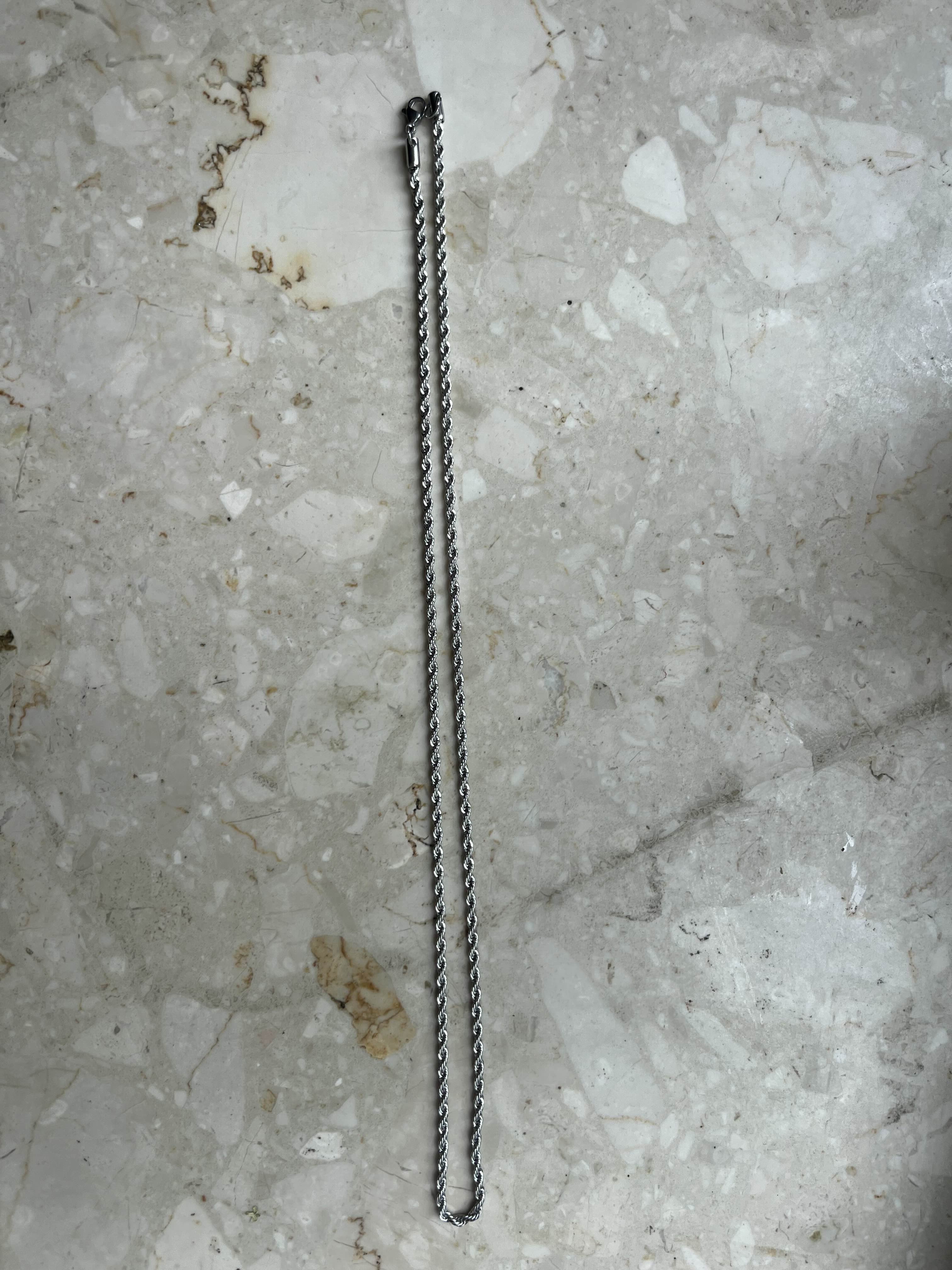 Łańcuch splot typu twist 60cm srebrny